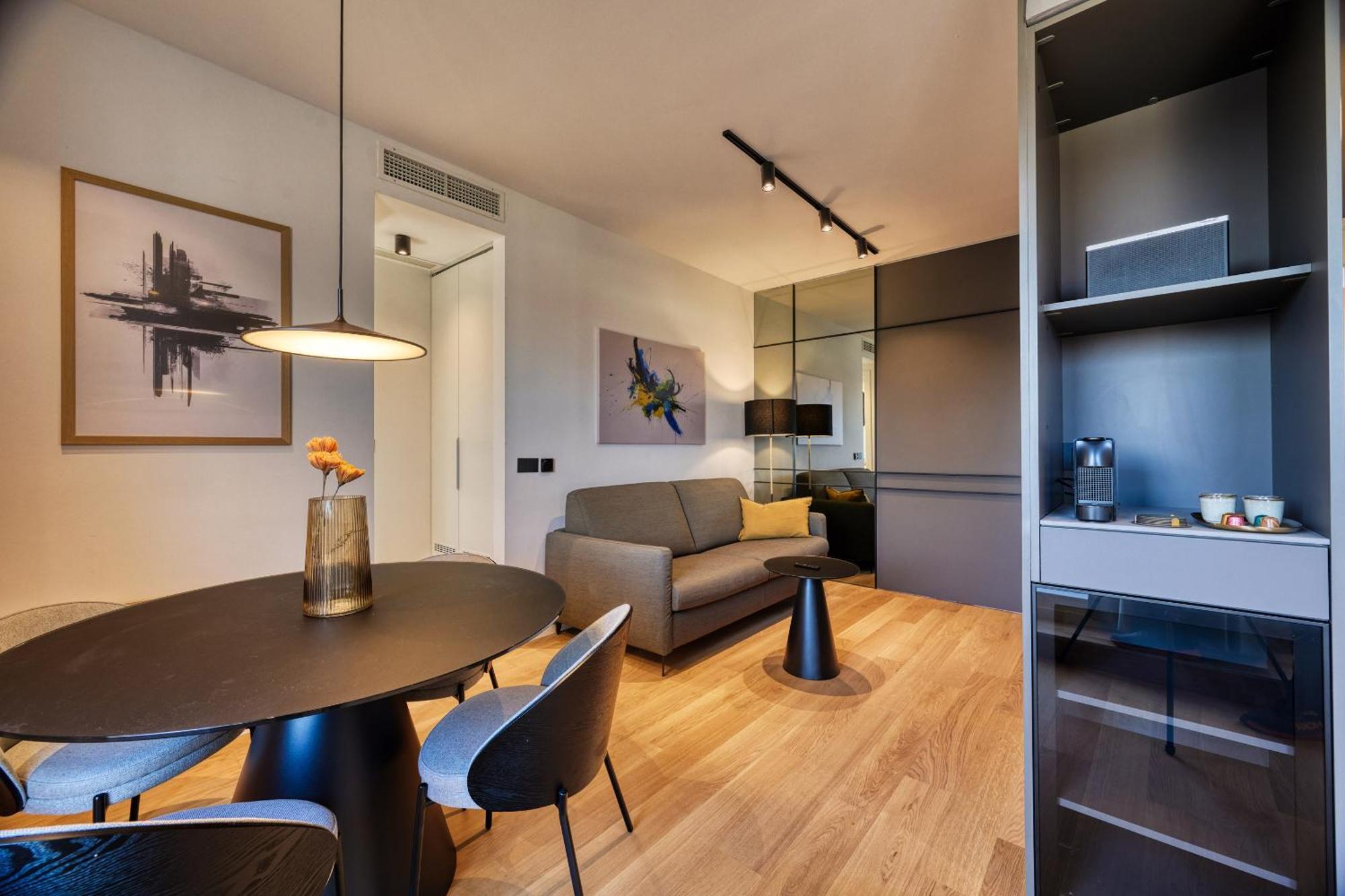Noir Penthouse Terrace By Irundo Appartement Zagreb