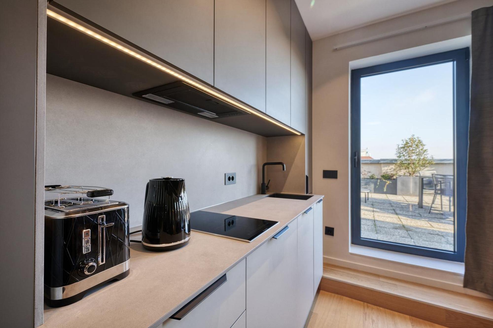 Noir Penthouse Terrace By Irundo Apartmán *